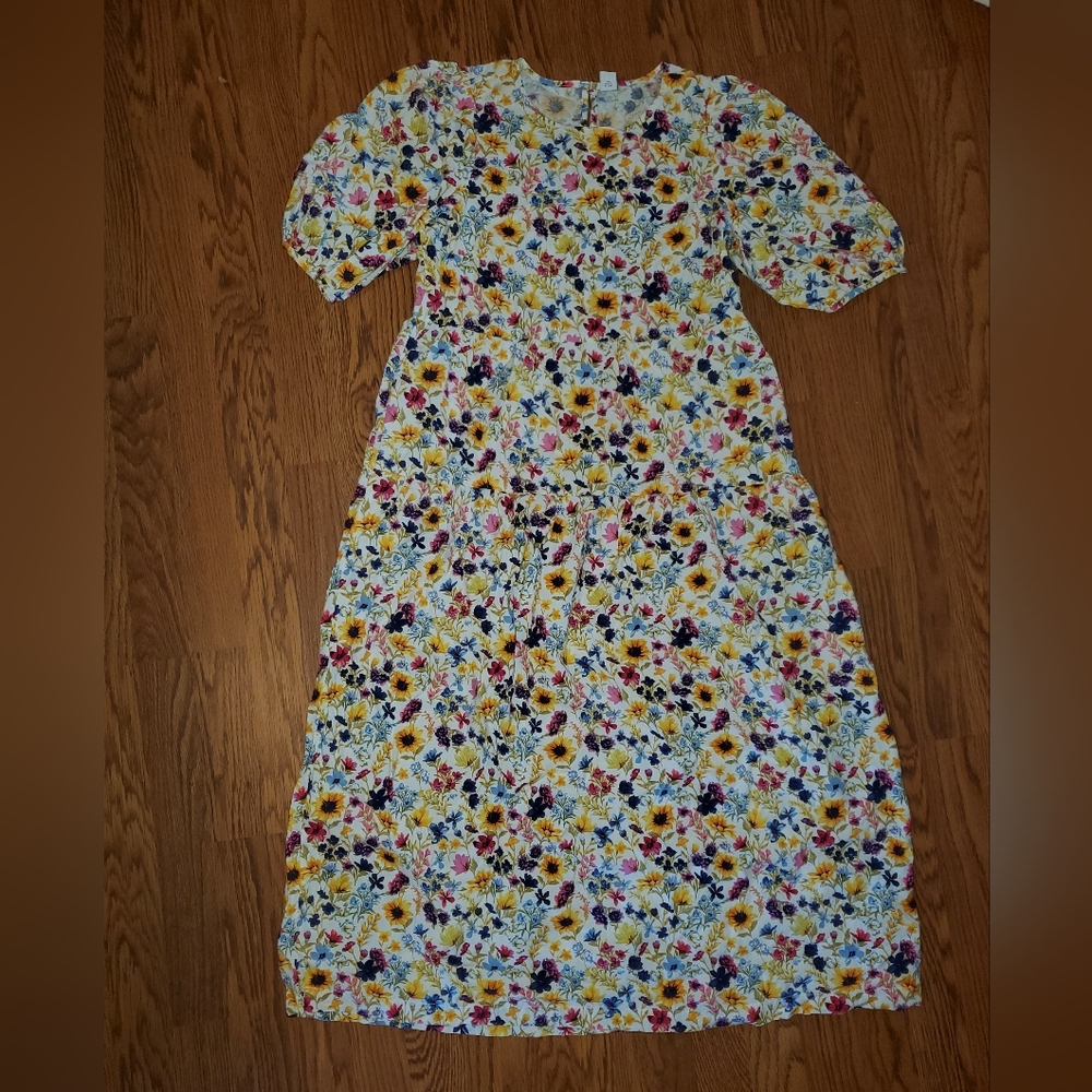Floral Midi Dress with Puff Sleeves